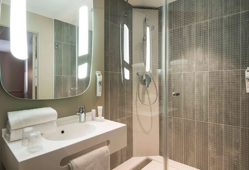 Номер Комфорт, Ibis Saint Germain En Laye Centre