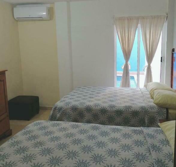 スタンダードルーム, La Gloria Xilitla