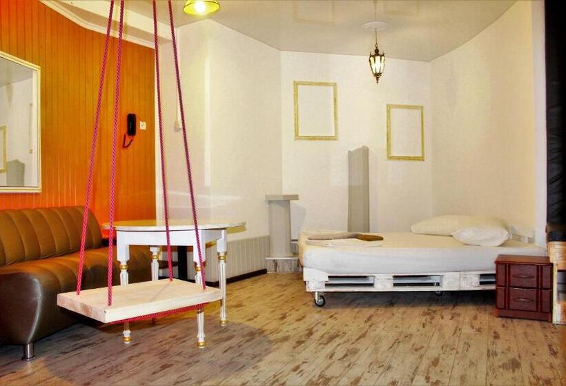 اتاق لوکس, Mamba