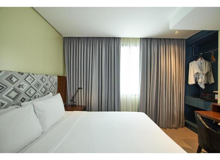 스위트, Summit Galleria Cebu