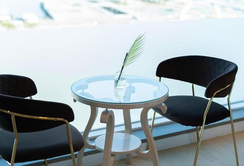 オーシャンビューデラックスルーム, The One