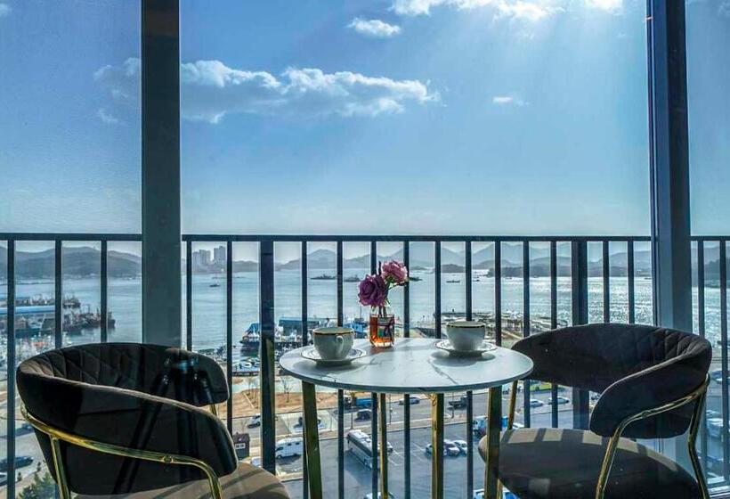 オーシャンビューのプレミアムルーム。, The One