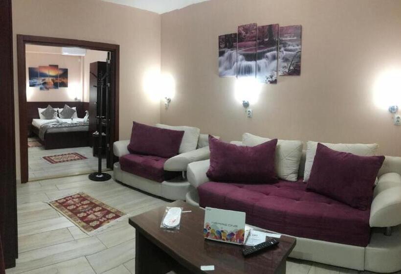 اتاق استاندارد سه نفره, Prenociste Dm5