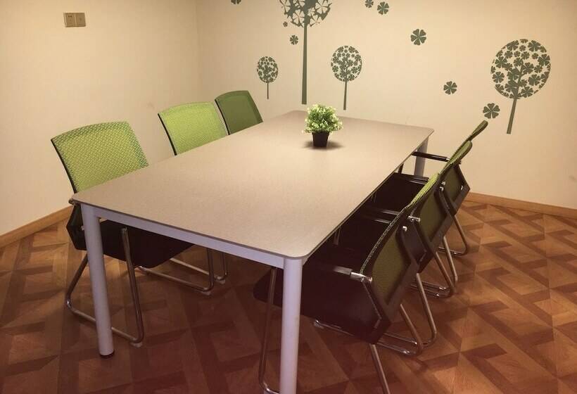 Quarto Superior, Ibis Styles Nt Shimao Plz
