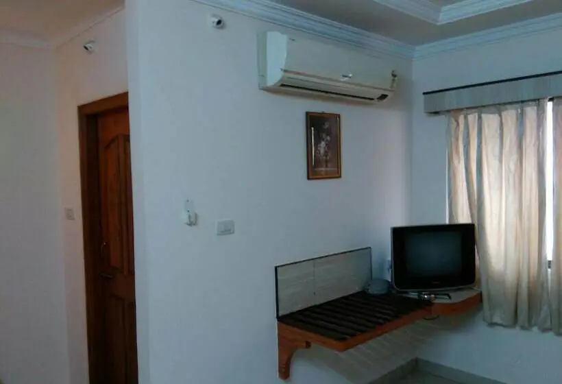 デラックスルーム, Iroomz Amrutha Residency
