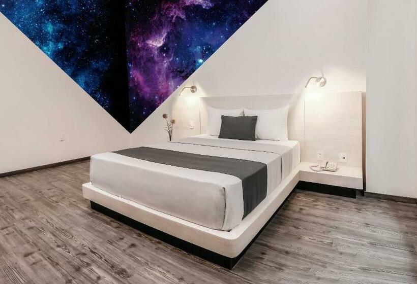 اتاق استاندارد, Life