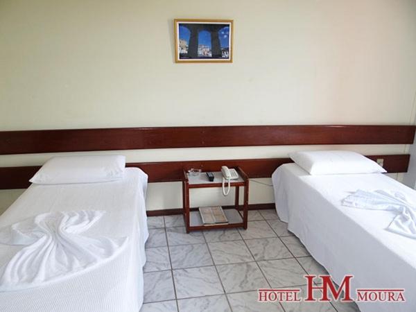 חדר סטנדרט, Moura