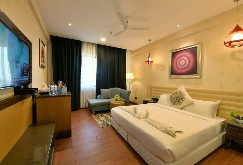 Deluxe-huone, Pal Heights Mantra
