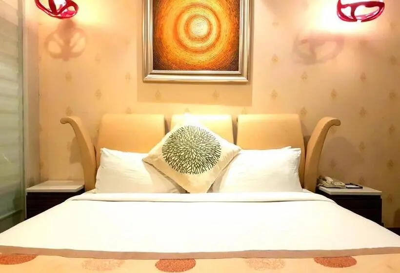 Deluxe-huone, Pal Heights Mantra