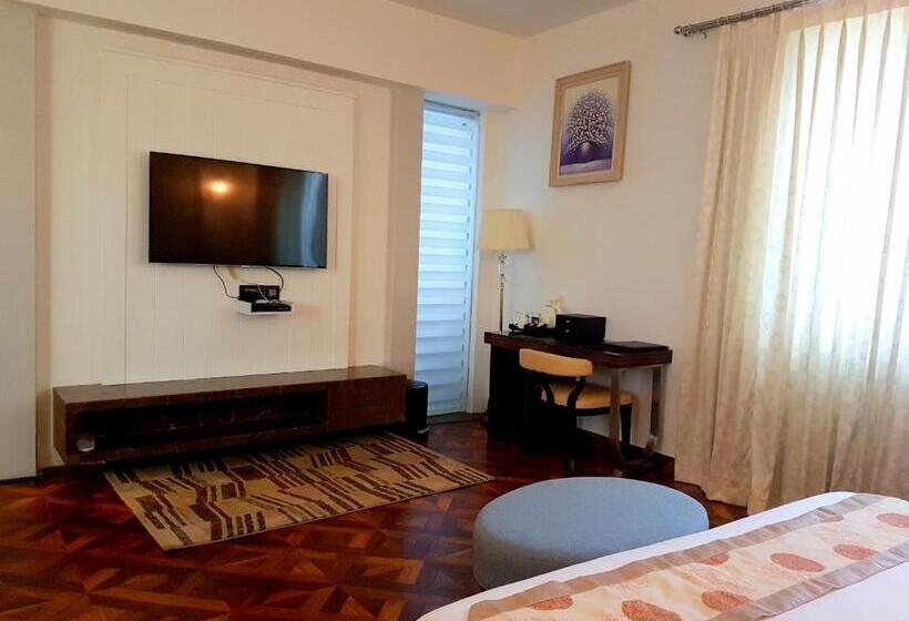 プレジデントスイートルーム, Pal Heights Mantra