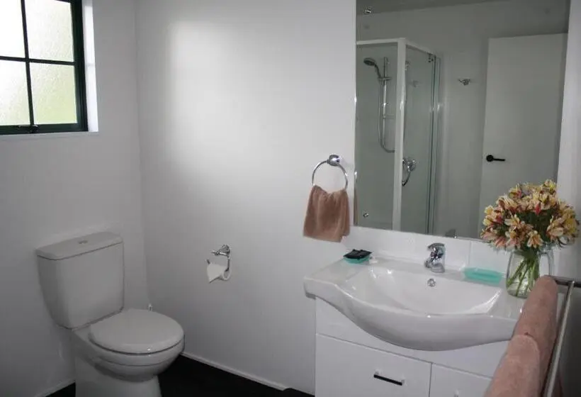 ２ベッドルームアパートメント, Kerry Lane Motel