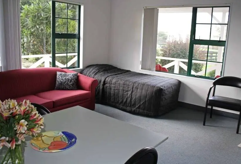 ２ベッドルームアパートメント, Kerry Lane Motel