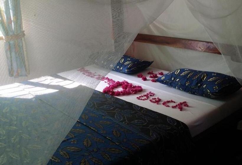 اتاق استاندارد با تخت بزرگ, Marijani Holiday Resort