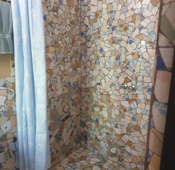 استودیوی استاندارد, Marijani Holiday Resort