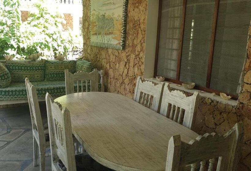 خانه 3 خوابه, Marijani Holiday Resort