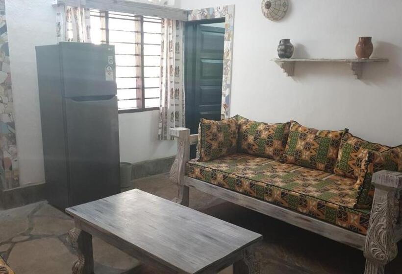 خانه 3 خوابه, Marijani Holiday Resort