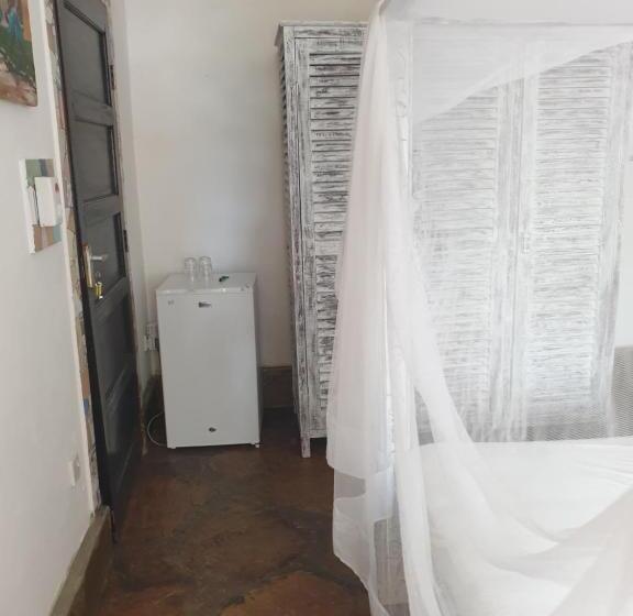 اتاق استاندارد با تخت بزرگ, Marijani Holiday Resort