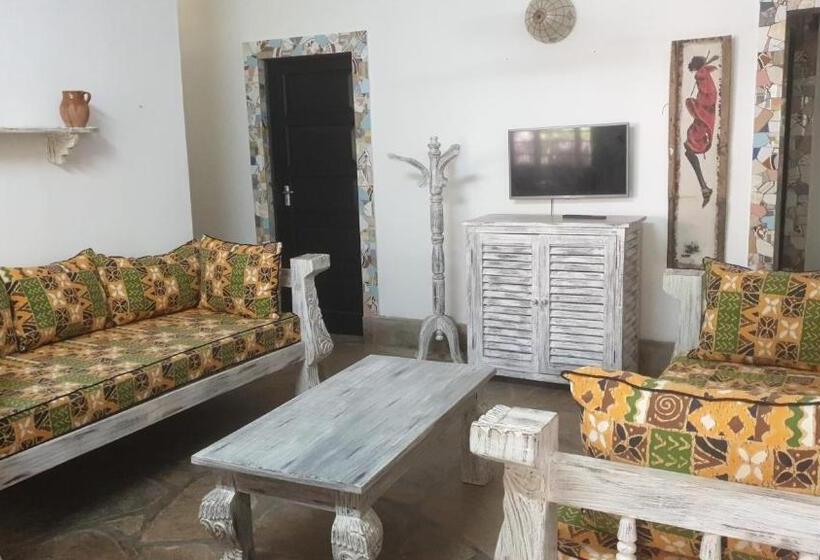 خانه 3 خوابه, Marijani Holiday Resort