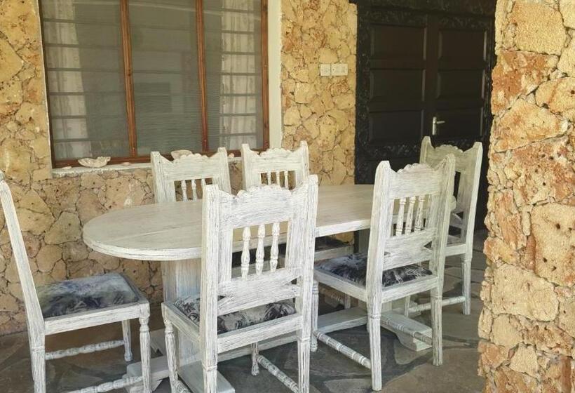 خانه 3 خوابه, Marijani Holiday Resort