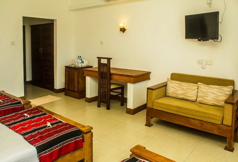 חדר דלוקס עם מרפסת נוף לים, Serendib Beach