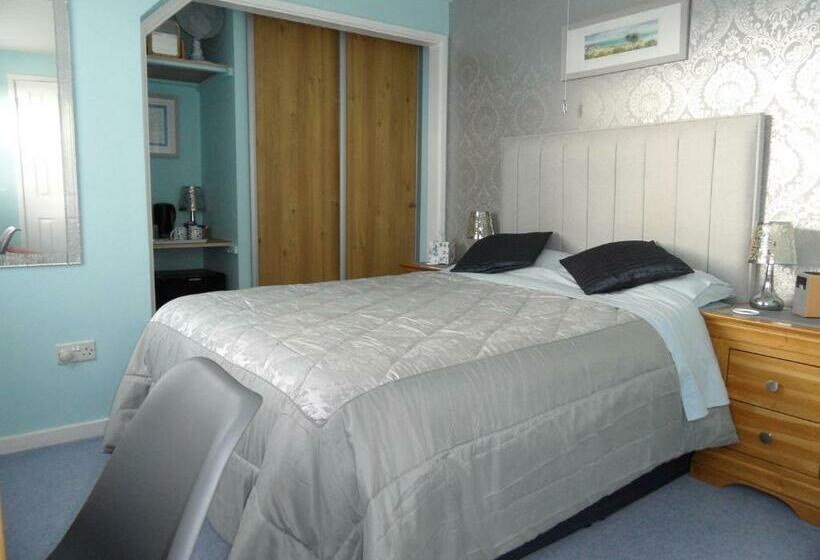 اتاق استاندارد, Monterey Pines