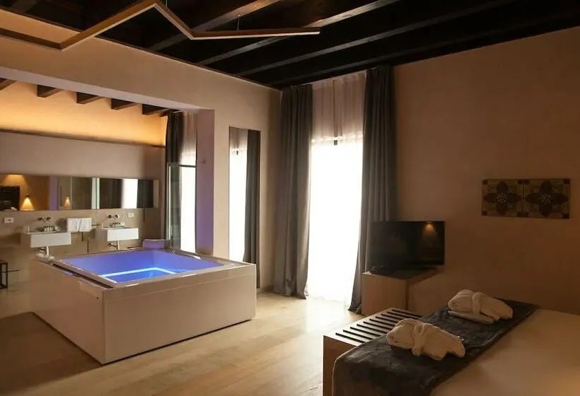 Sviitti Poreallas, Alba Palace
