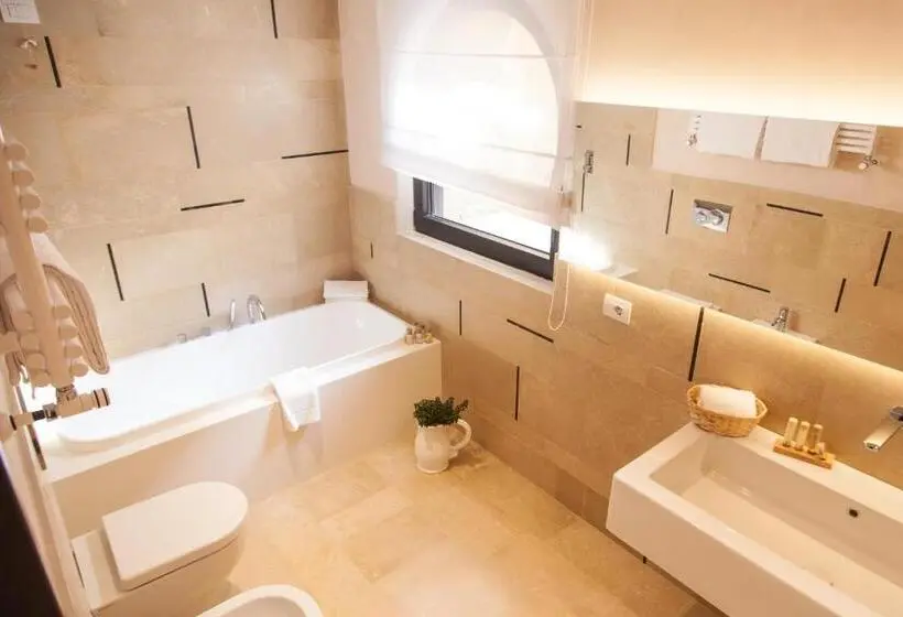 Superior-huone, Alba Palace