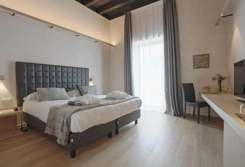 Deluxe-huone, Alba Palace