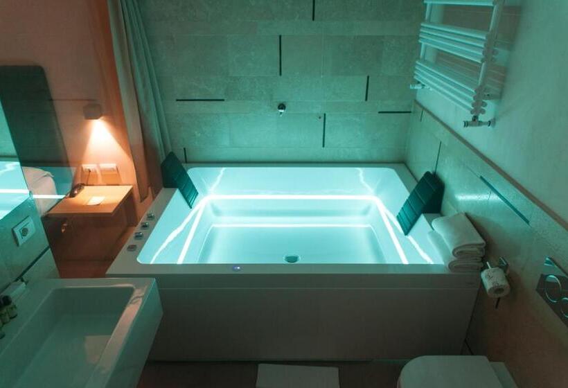 小型套房, Alba Palace