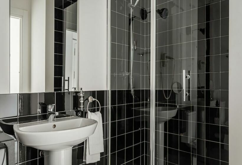 חדר סטנדרט, Bypillow Amari