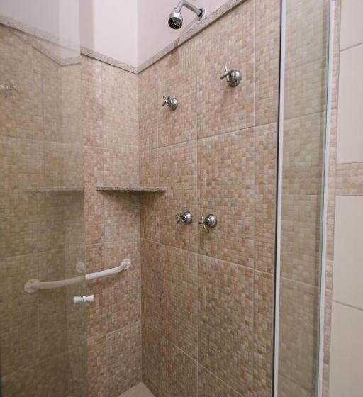 스탠다드 자쿠지 룸, Botucatu