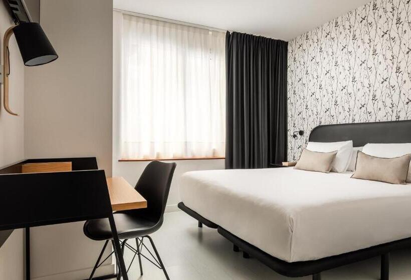 חדר סטנדרט, Bypillow Amari