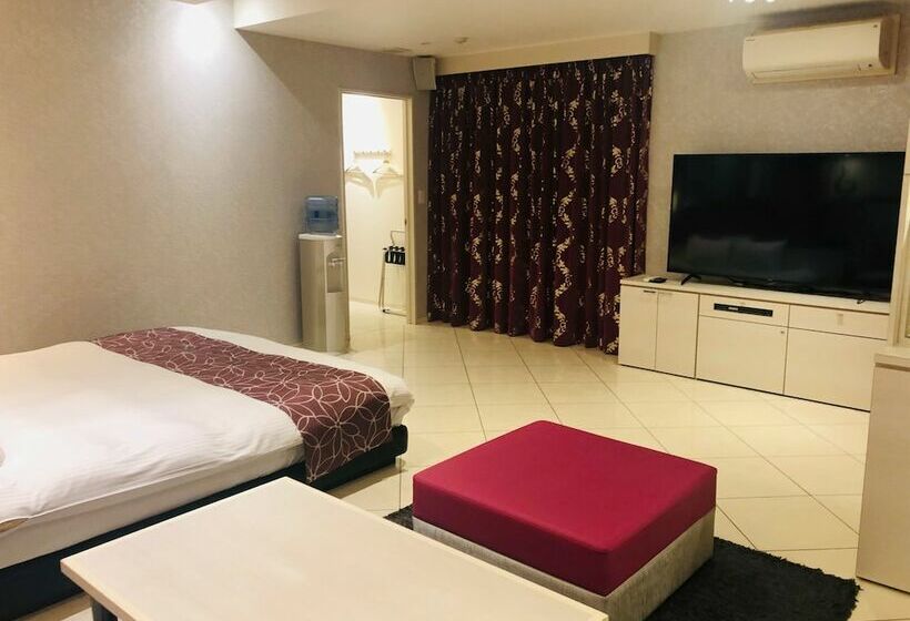 디럭스 룸, Square Fujigotemba