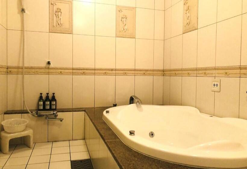 수피리어 룸, Square Fujigotemba