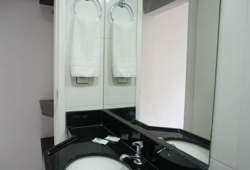 スタンダード４人部屋, Suites Residence