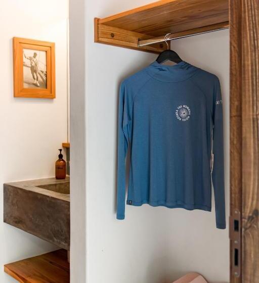 스탠다드 룸 킹사이즈 침대, The Nomadic