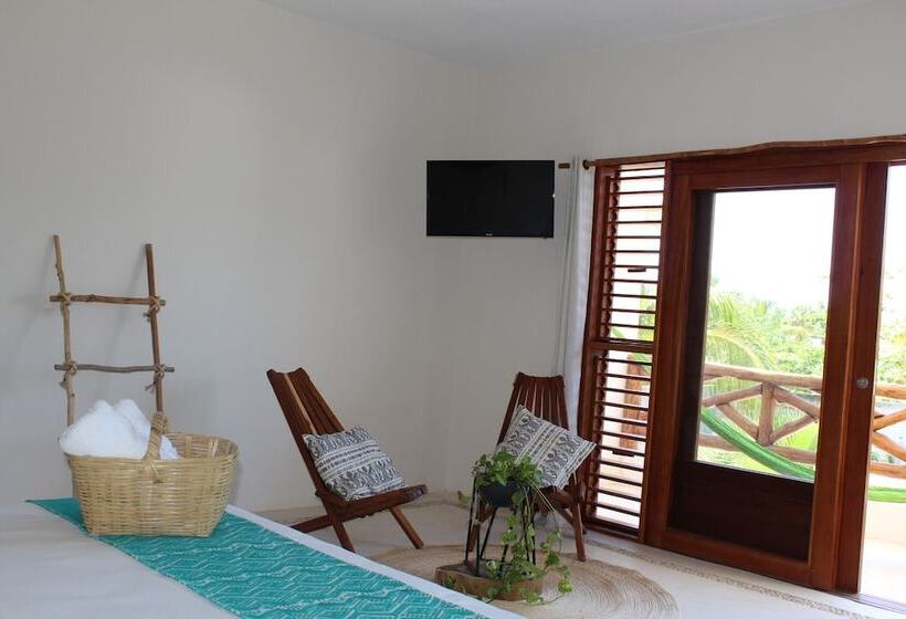 اتاق لوکس, Tierra Mia Boutique