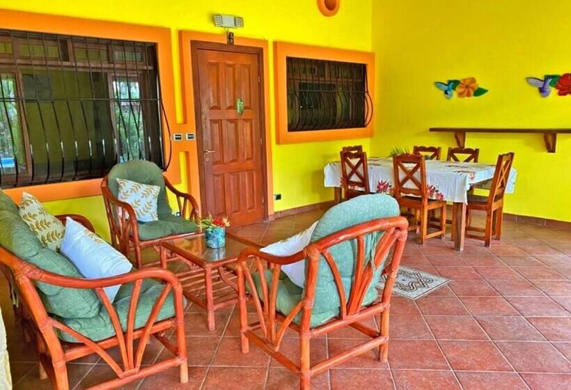 וילה בת 3 חדרי שינה, Villas Verdes