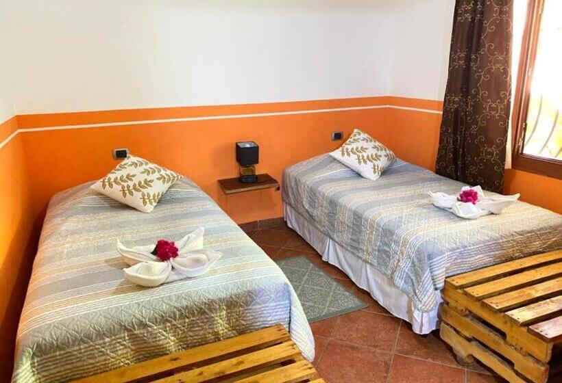 带花园景观和一个卧室的别墅, Villas Verdes