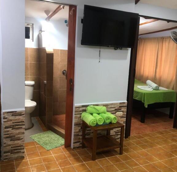 带花园景观和一个卧室的别墅, Villas Verdes