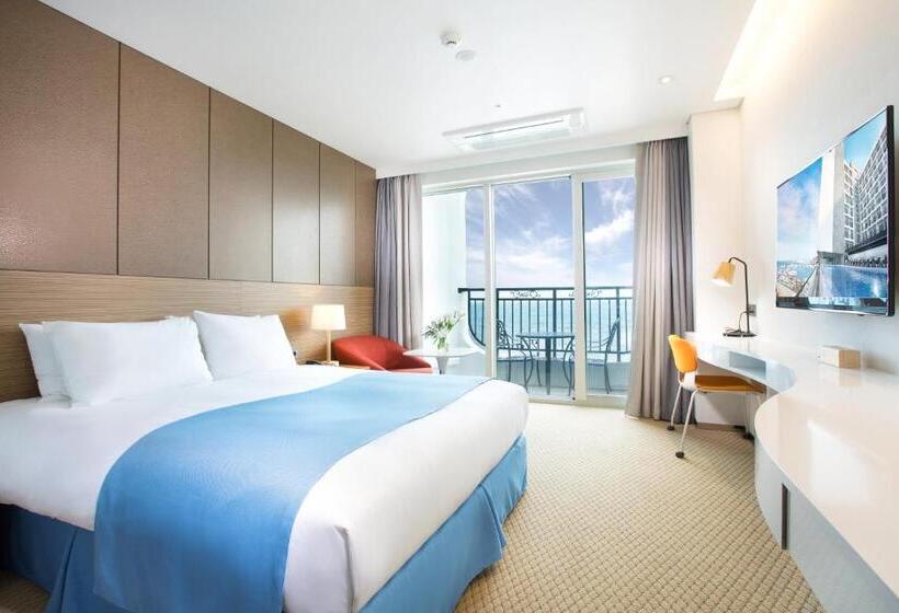 豪华海景房, Whistlelark Jeju