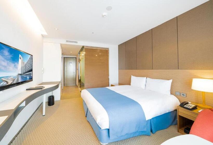 豪华海景房, Whistlelark Jeju