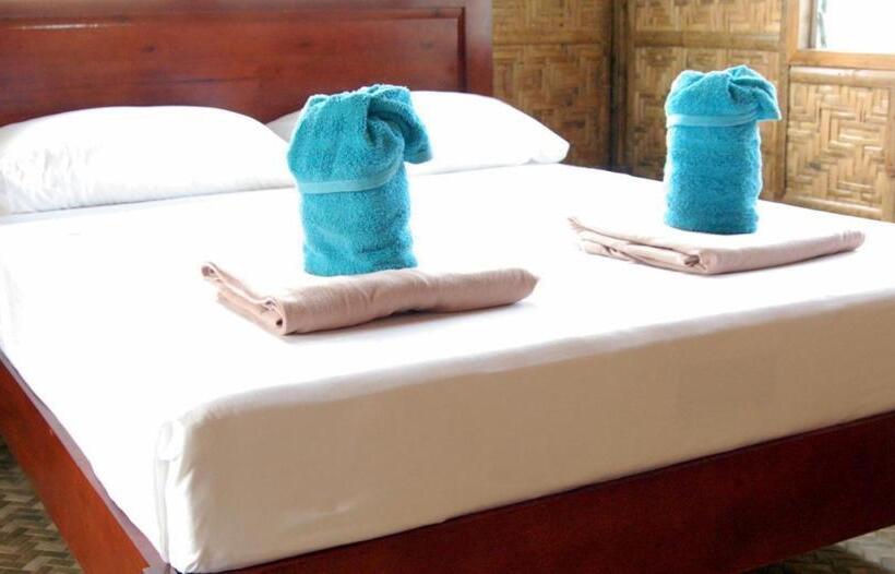 بانگلوی لوکس, Island Tiki Paradise Resort