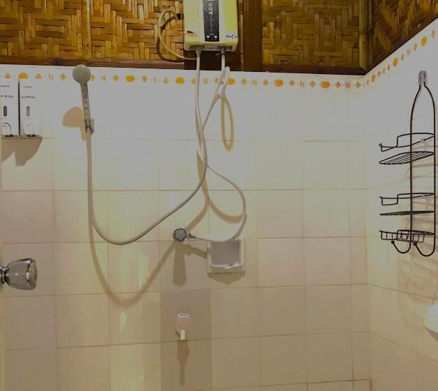 اتاق استاندارد با بالکن, Island Tiki Paradise Resort