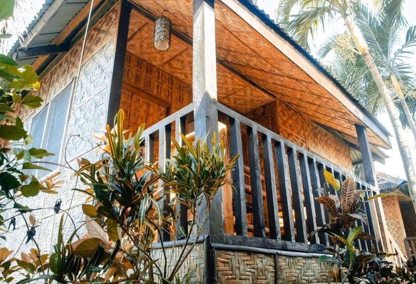 بانگلوی استاندارد, Island Tiki Paradise Resort