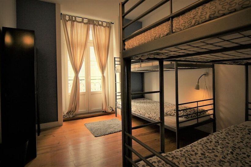 Bed in Shared Room with Shared Bathroom, We Love F Tourists