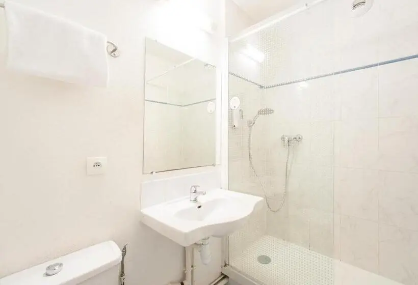 スタンダード4人部屋, B&b Hotel Saclay