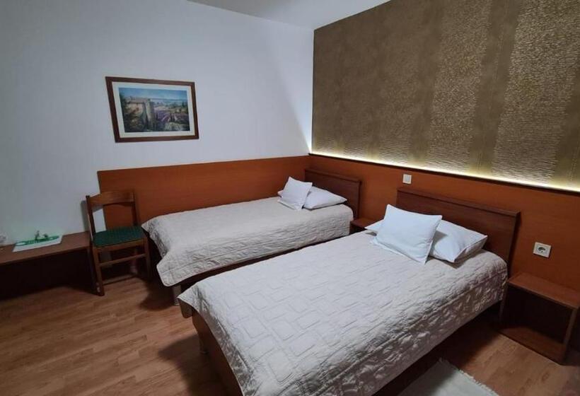 Camera Standard, Sobe/rooms Riva