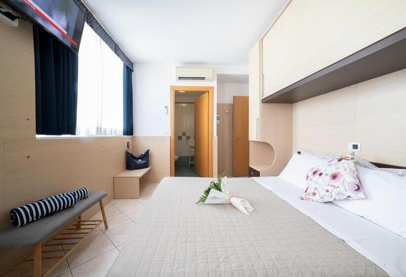 اتاق استاندارد سه نفره, Casa Merano Residence & Ristorante Bibione Centro
