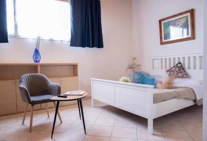 اتاق خانوادگی, Casa Merano Residence & Ristorante Bibione Centro